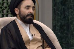 حکم پوشیدن لباس سیاه در ایام عزاداری و حکم آرایش زنان درآن، در برنامه شریعت با سید عبدالرحمان رسولی